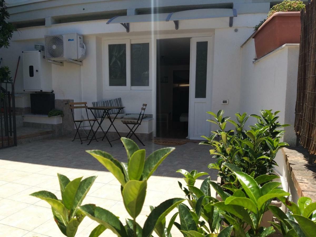 Residenza Don Camillo Villa Mondello Exteriör bild